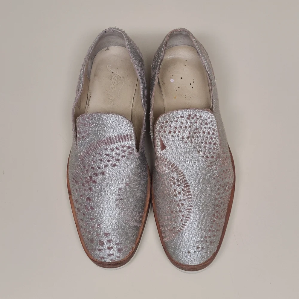 Free People Snake Eyes Metallic slip on casual loafer size 39 - Picture 4 of 10